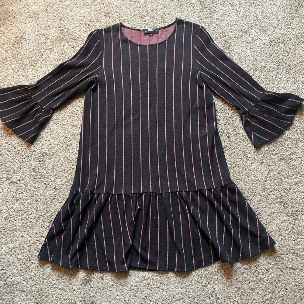 Slate & Willow Striped Swing Dress Size Medium - Picture 6 of 11